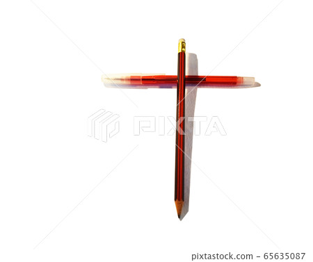 A pencil on the pen Like the symbol of the cross On a white background 65635087