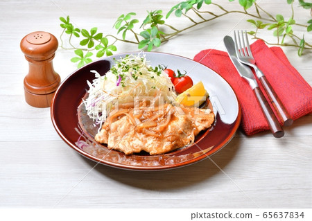 Ginger grilled pork, ginger grilled, ginger grilled, grilled meat, pork sauté. Ginger grilled pork, ginger grilled, ginger grilled, grilled meat, pork sauté. 65637834