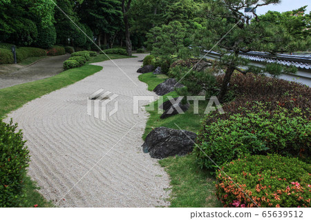 Japanese garden Japanese garden 65639512