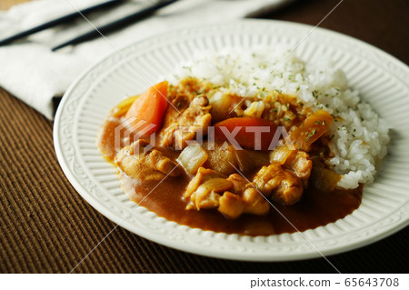 咖哩雞 65643708