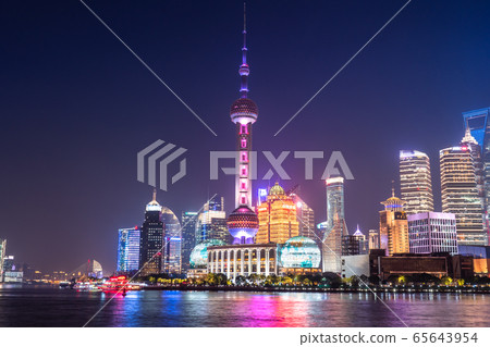 <<Shanghai>> Night view of the Bund, Skyscraper of Rikukashi <<Shanghai>> Night view of the Bund, Skyscraper of Rikukashi 65643954