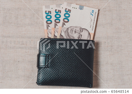 Five hundred Ukrainian hryvnia banknotes in black Five hundred Ukrainian hryvnia banknotes in black 65648514