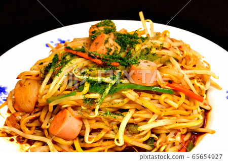 魚香腸炒麵 65654927
