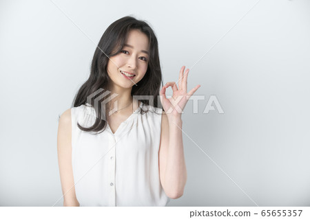 Woman, company, suit 65655357