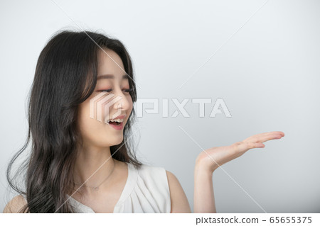 女人,公司,西裝 女人,公司,西裝 65655375