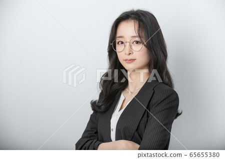 女人，公司，西裝 65655380