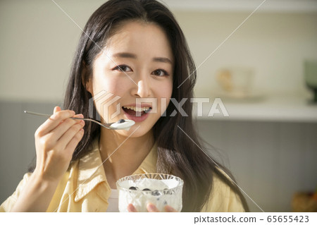 Woman, cooking, food Woman, cooking, food 65655423