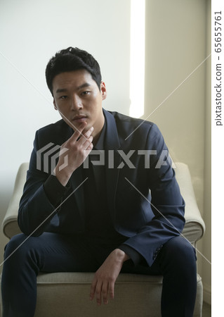 男人,一個,西裝 男人,一個,西裝 65655761