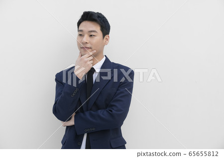 Man, One, Suit 65655812