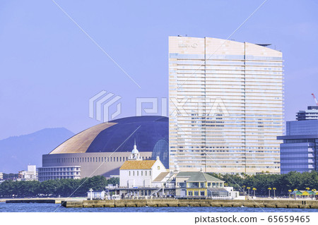 Hilton Fukuoka Sea Hawk Hotel and Fukuoka PayPay Dome 65659465