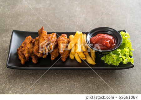 fried chicken wings fried chicken wings 65661067