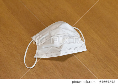 Used mask Used mask 65665258