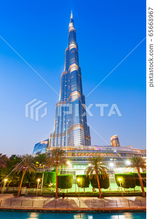 Burj Khalifa tower in Dubai 65668967