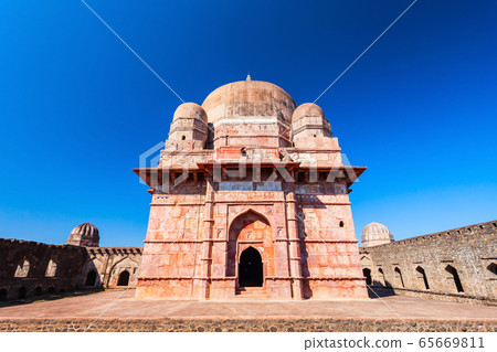 Darya Khan Tomb in Mandu, India Darya Khan Tomb in Mandu, India 65669811