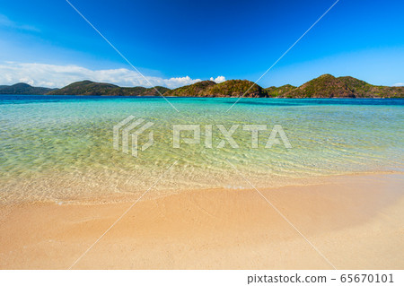 Beauty beach in Palawan island, Philippines 65670101