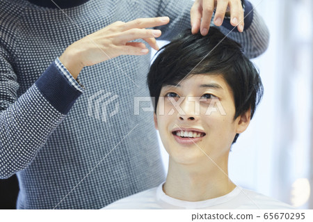 Hair and makeup young men Hair and makeup young men 65670295