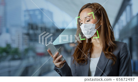 人臉識別蒙面的女人 65672497