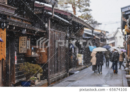 200218三町M024 65674108