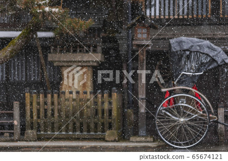 200218 Sanmachi M009 65674121