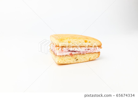 Strawberry cream sandwich Strawberry cream sandwich 65674334