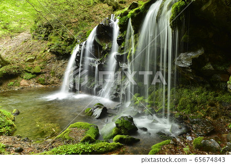 [Shin-Onsen Town, Hyogo Prefecture] Sarutobi Falls 65674843