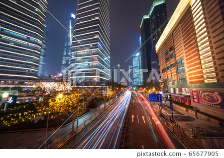 <Shanghai> Night view of Lujiazui, skyscraper 65677905
