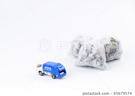 垃圾車,垃圾袋,垃圾收集圖像 垃圾車,垃圾袋,垃圾收集圖像 65679574