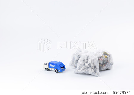 垃圾車,垃圾袋,垃圾收集圖像 垃圾車,垃圾袋,垃圾收集圖像 65679575