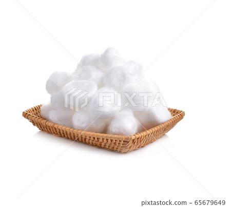 cotton ball in bamboo basket on a white background.cotton ball for skin care and medical line. 65679649