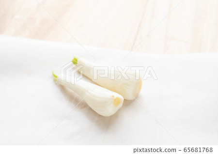 Scallions Scallions 65681768