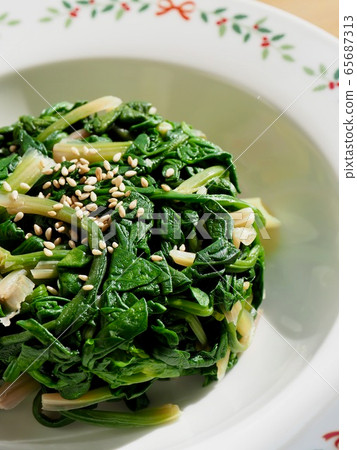 Korean food spinach, side dish Korean food spinach, side dish 65687313