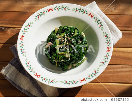 Korean food spinach, side dish Korean food spinach, side dish 65687323