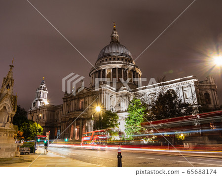 倫敦聖保羅大教堂夜景 倫敦聖保羅大教堂夜景 65688174