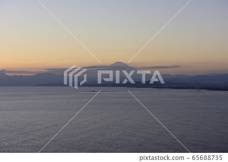 Sagami Bay Sunset Mt. Fuji 65688735
