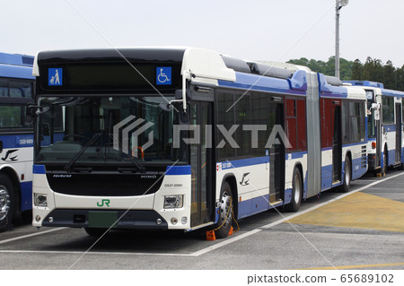 日野藍帶混合動力公交車（福島縣白川市） 65689102