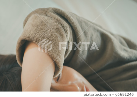 女生 女孩 女性 65691246