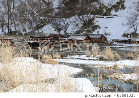 Source hot spring 65691323