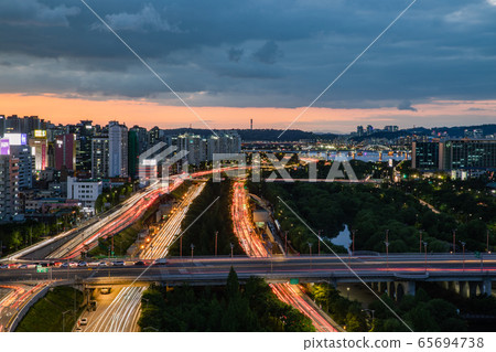 Seoul Yeouido night view Seoul Yeouido night view 65694738