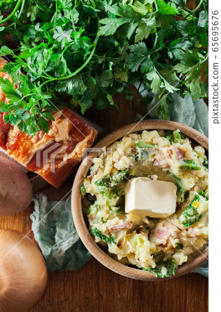 Colcannon, traditional Irish dish 65695676