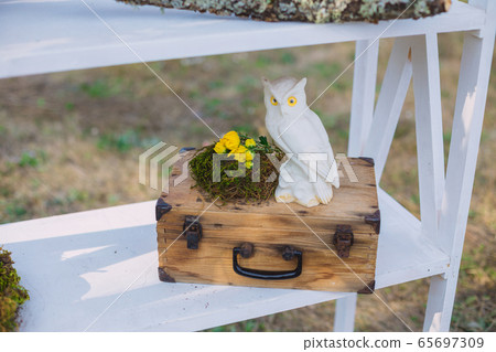 Wedding on a plate green background and a Wedding on a plate green background and a 65697309