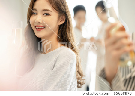 Business, party, men and women 65698976