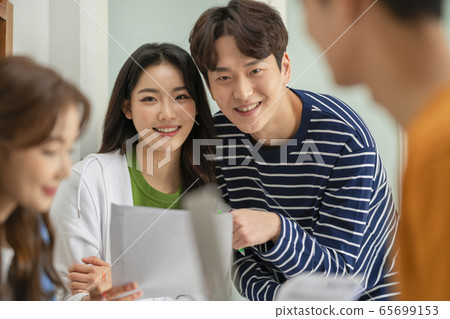 Business, men and women, meeting 65699153