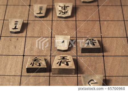 Shogi's piece 65700968