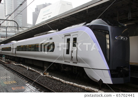 Limited Express Azusa: Series E353 (Shinjuku Station) 65702441