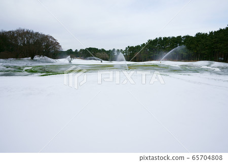 Golf course snow scene Golf course snow scene 65704808