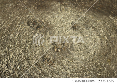 溫泉地區天然溫泉 溫泉地區天然溫泉 65705289