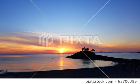 Solsom Sunset Solsom Sunset 65706389