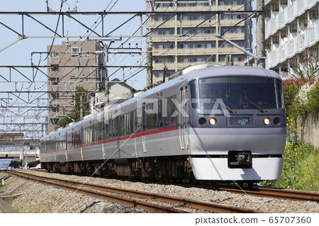 [SS] Seibu Shinjuku Line: Limited Express Koedo (Seibu Shinjuku ⇔ Honkawagoe) 65707360