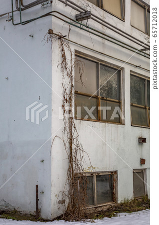 Abandoned building of the aircraft factory. Moscow 65712018