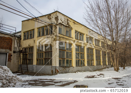 Abandoned building of the aircraft factory. Moscow 65712019